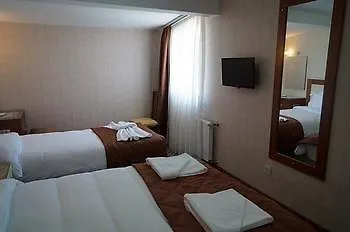 فندق مينت ريزيدنس تقسيم 3*